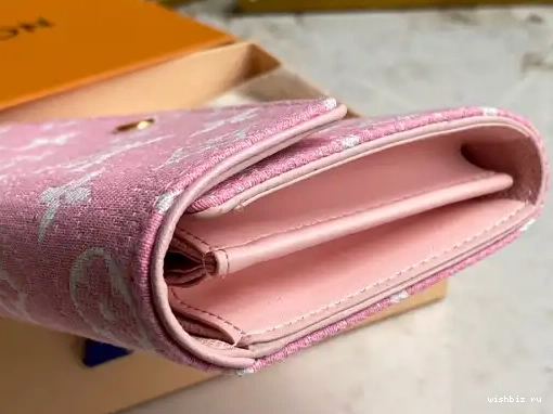 WIS SARAH Vuitton Louis WALLET 0324